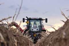 rooien-met-steyer-tractor